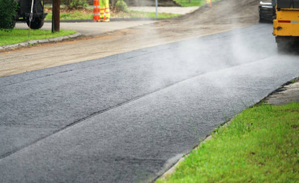 Best Asphalt Driveway Paving in Shelton, WA